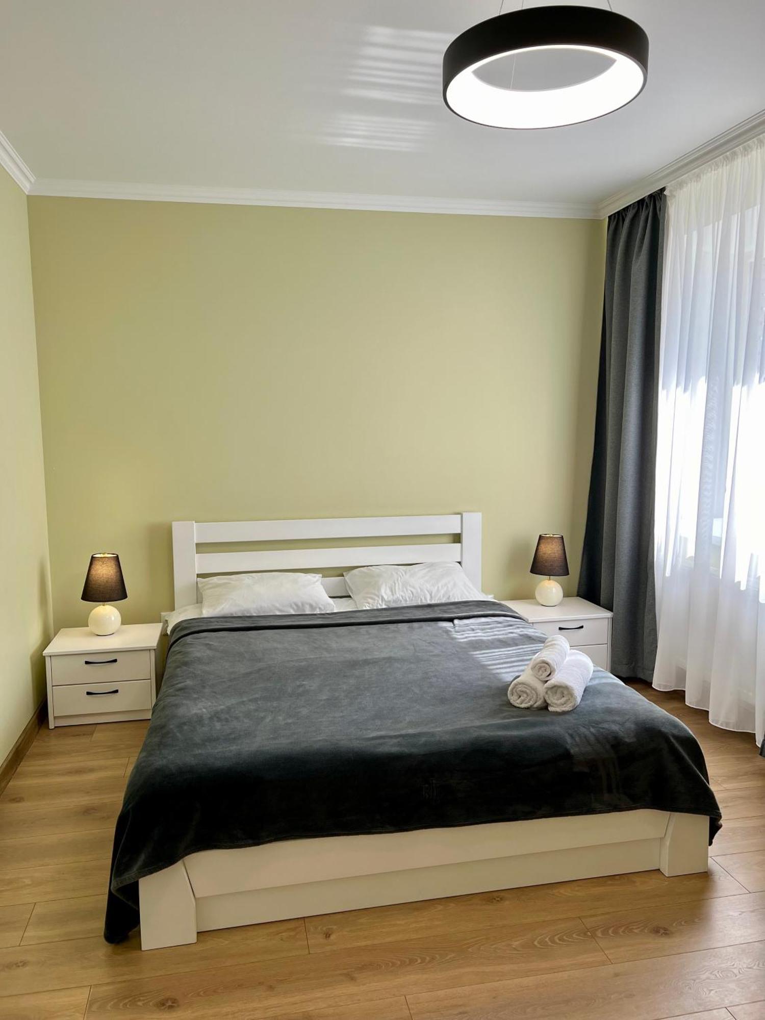 Затишна Квартира Біля Парку Центр Міста Ternopil Luaran gambar