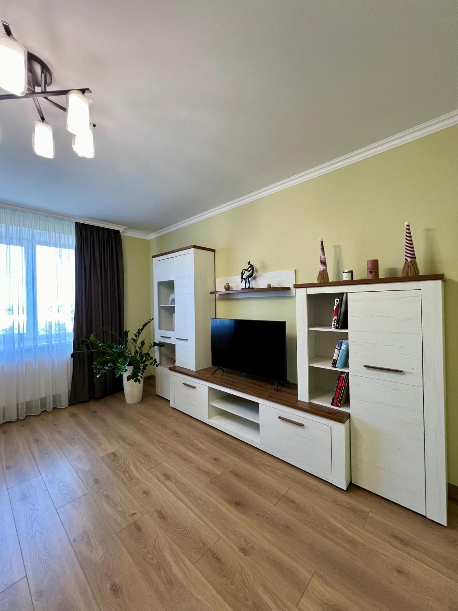 Затишна Квартира Біля Парку Центр Міста Ternopil Luaran gambar